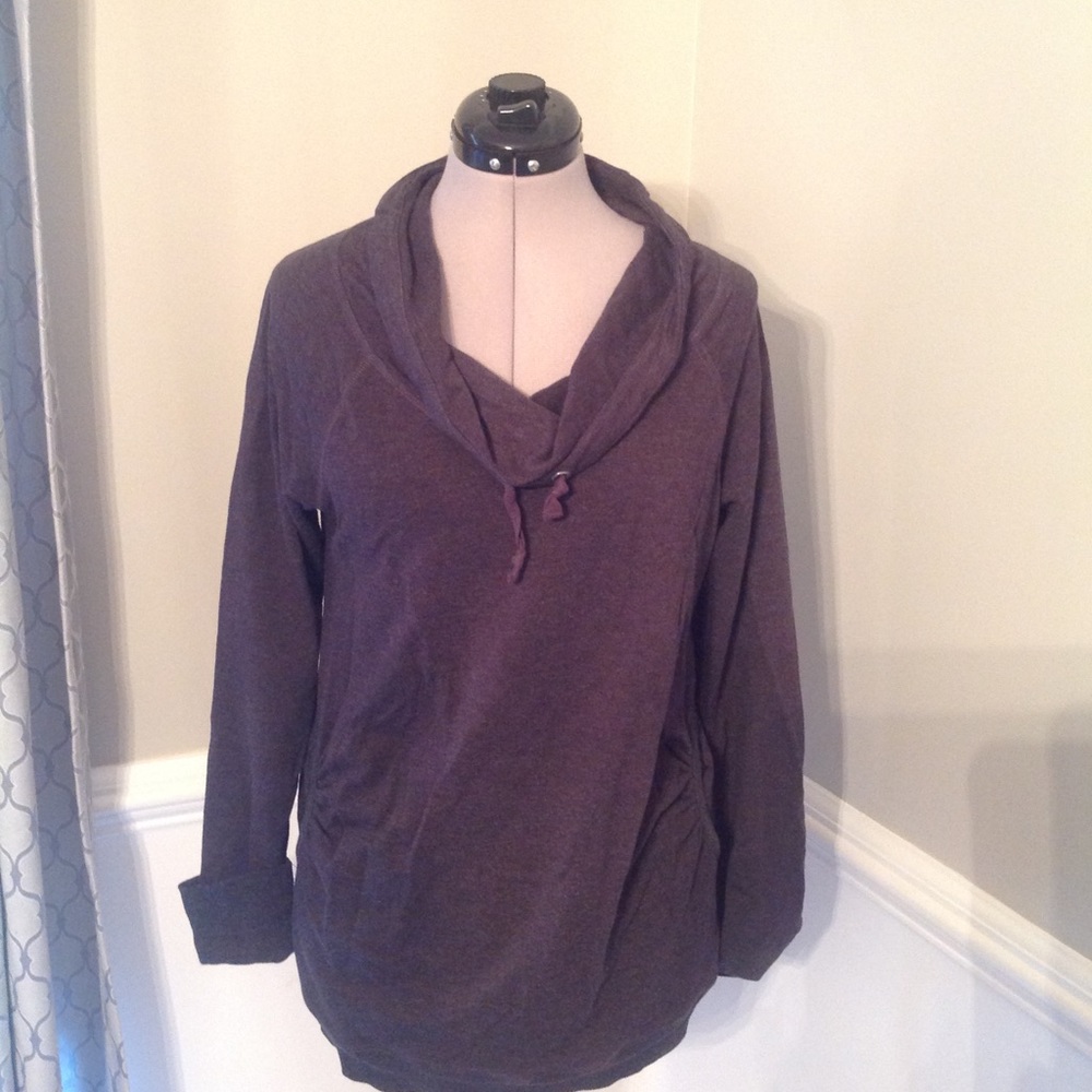 Maternity sweatshirt